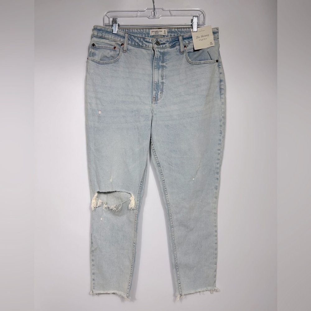 Abercrombie & Fitch The Skinny High Rise Curve Love Size 32 Light Wash